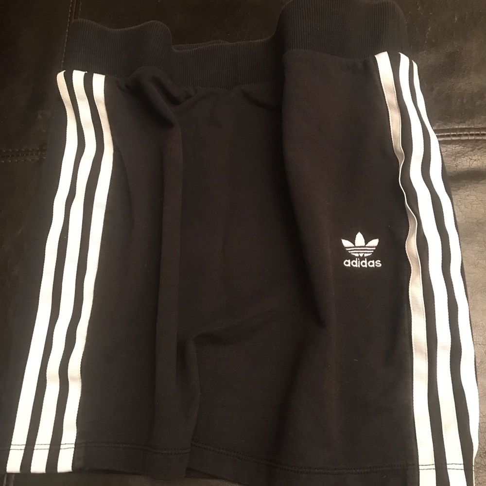 Adidas skirt black size m